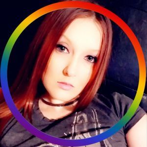 Meet your Posher, Caitlyn